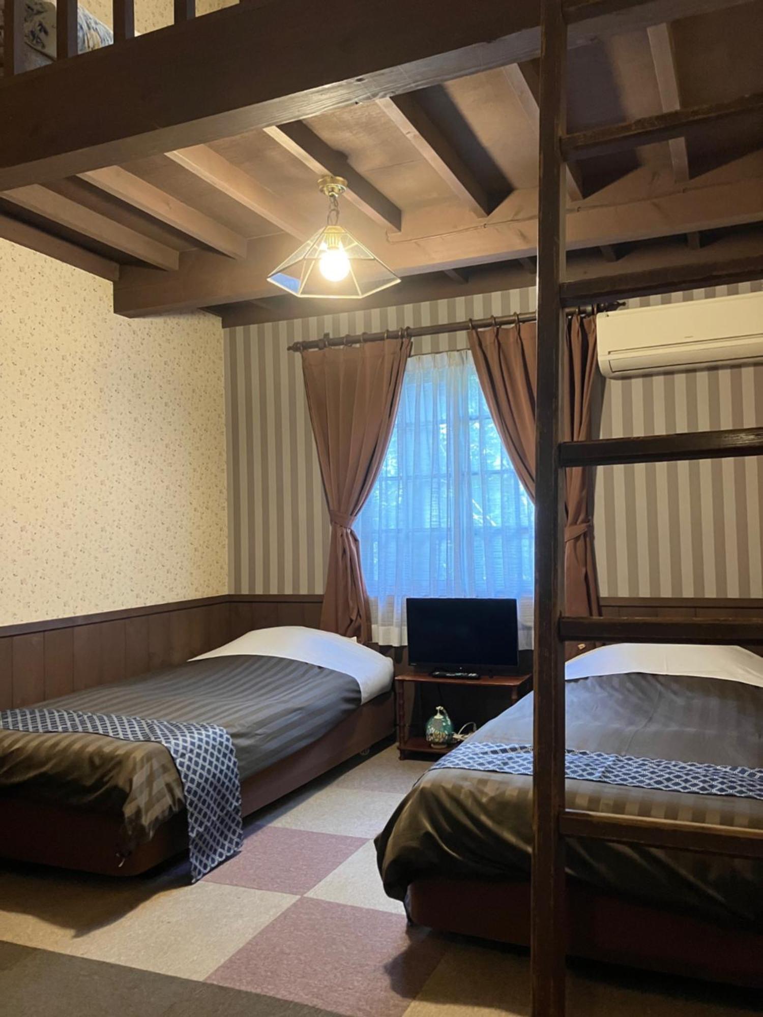 马利翁奈特旅馆 山林小屋 *