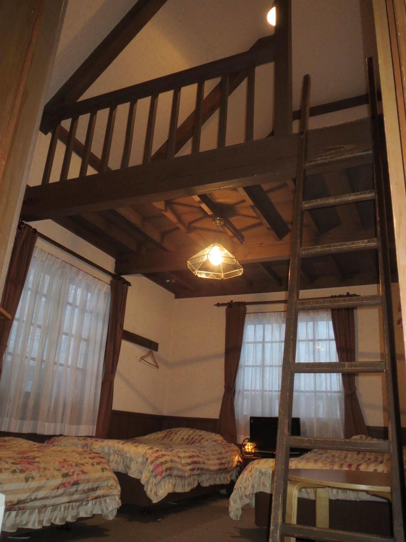 马利翁奈特旅馆 山林小屋 *